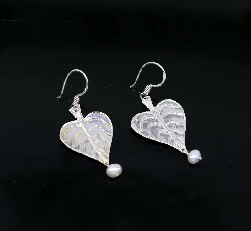 925 sterling silver handmade peepal tree leaf earring with pretty hanging pearl, excellent customized hoops earring summer collection ear492