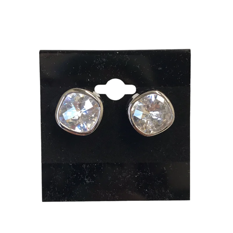 Earrings Stud In Silver