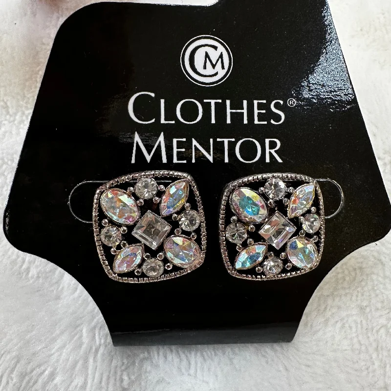 Earrings Stud By Cmf