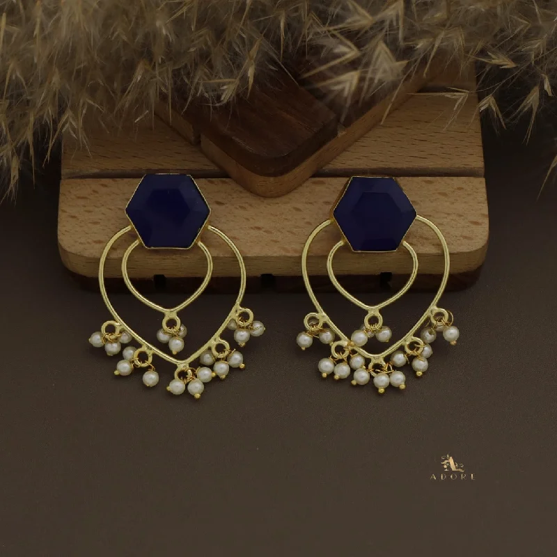 Quiana Glossy Drop Pearl Earring