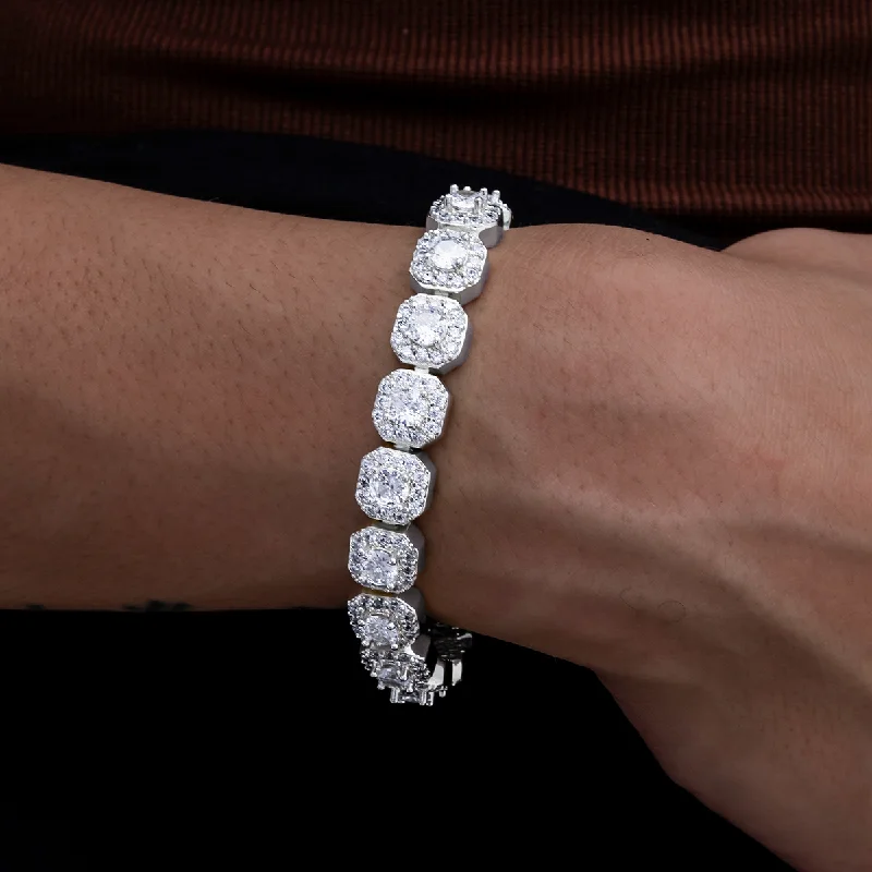 Clustered Tennis Bracelet in White Gold- 8.5mm