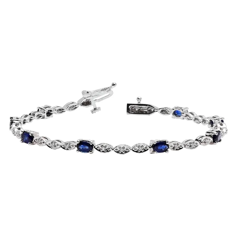 Oval Sapphire Bracelet in 14kt White Gold with Diamonds (1/5ct tw)