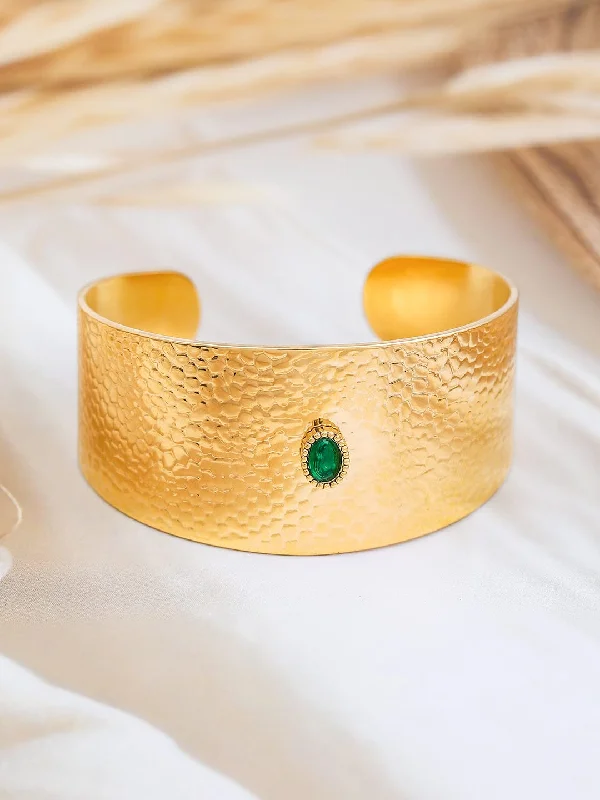 Rubans 22K Gold-Plated Free Size Textured Cuff Bracelet